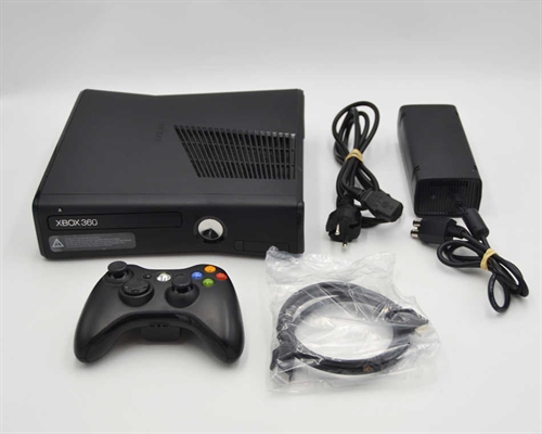 XBOX 360 Slim Konsol - Sort 250GB - SNR 128015414009 (B Grade) (Genbrug)